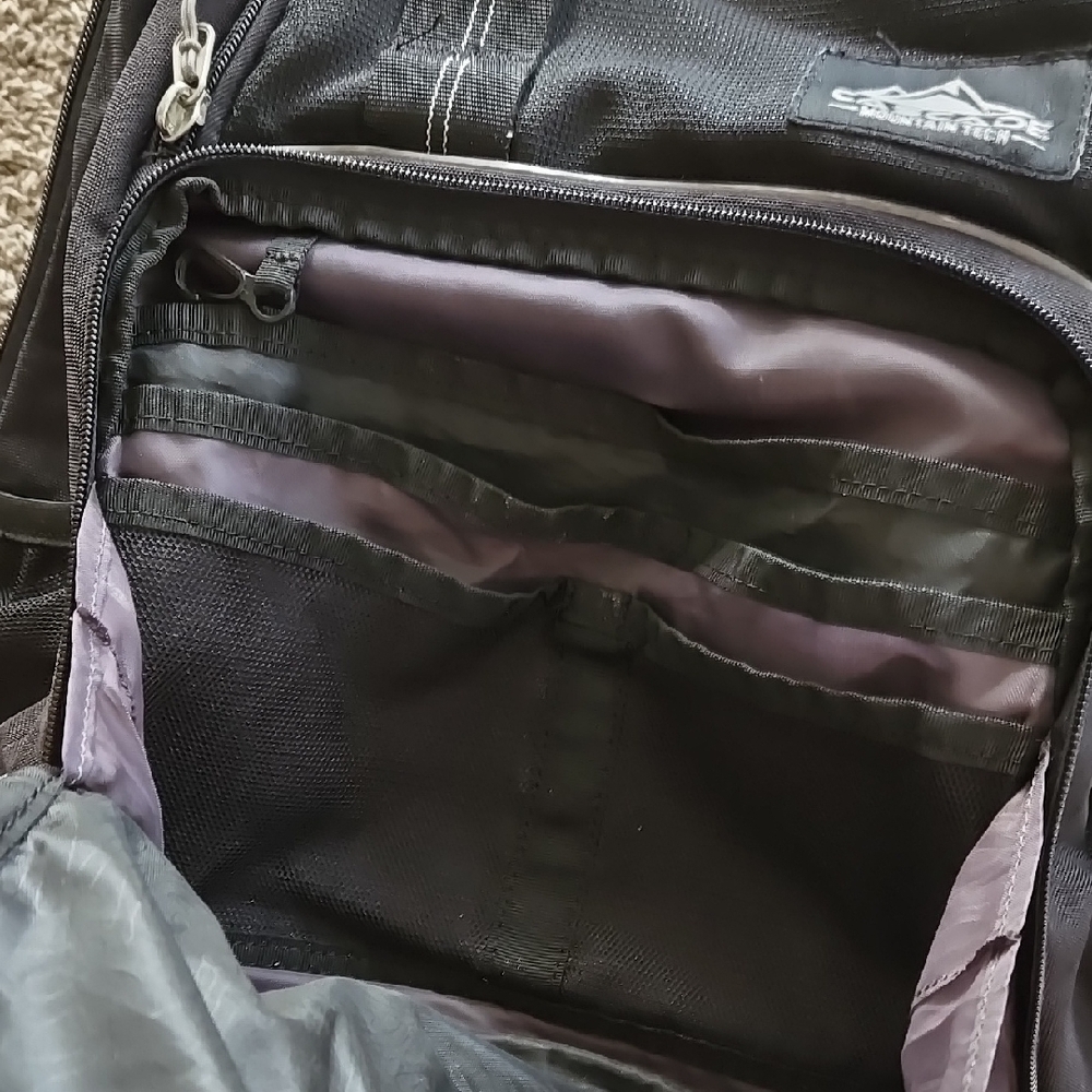 Cascade Mountain Tech Black Backpack - image 5